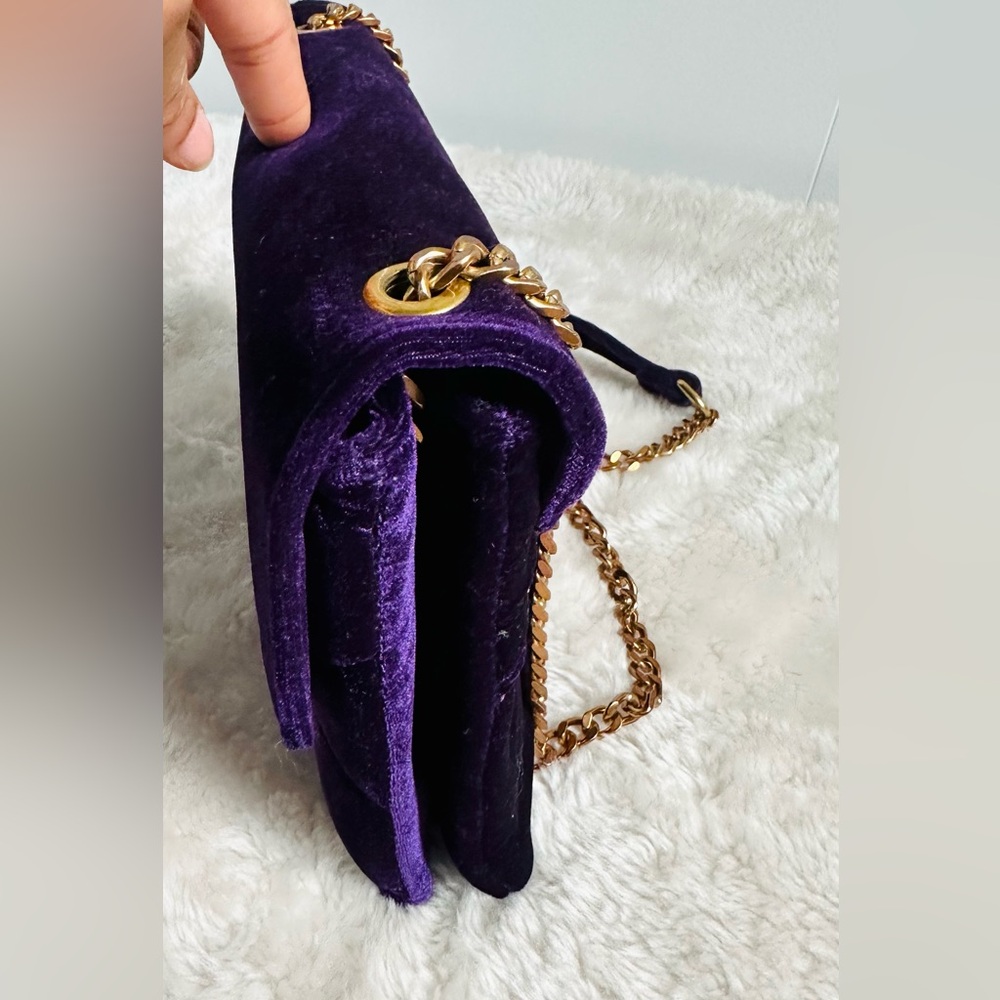 Purple Velvet purse with Gold chain handle - Picture 8 of 15